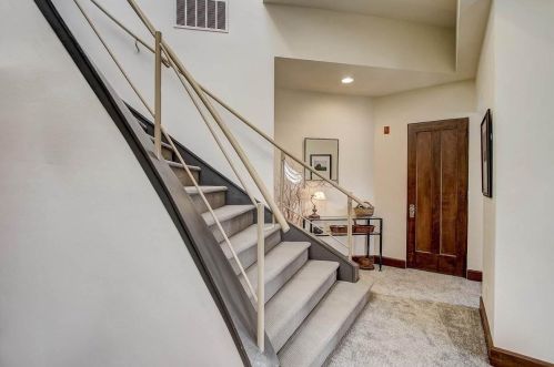 121 Hamilton St, Madison WI 53703-3224 exterior