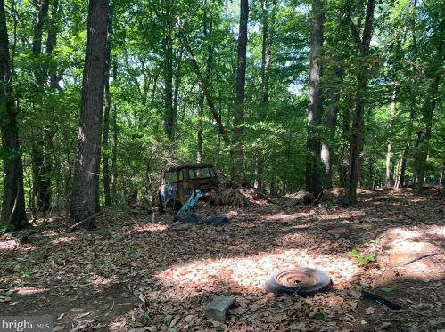 105 Old Pennell Rd, Media PA 19063-5938 exterior