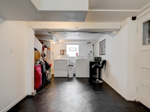 4545 Austin Ave, Chicago IL  60630-3115 exterior