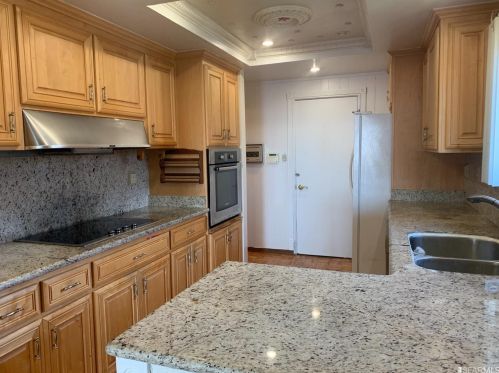 10 Manzanita Ct, Millbrae CA 94030-2848 exterior