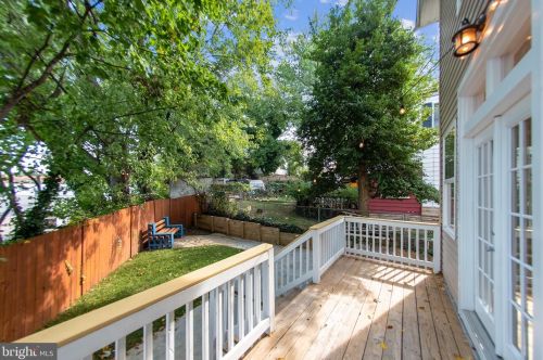 1400 25th St, Washington DC 20020-5307 exterior