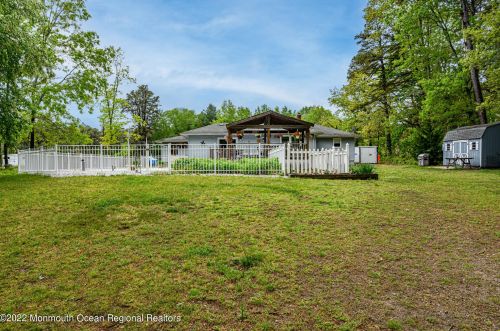 439 Cassville Rd, Jackson Twp NJ 08527-4721 exterior