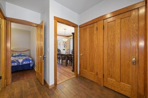 5250 Fletcher St, Chicago IL 60634-4006 exterior