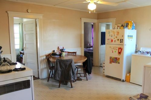 54 Center St, Torrington CT 06790-5502 exterior