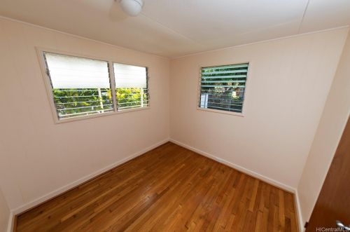 1717 Noe St, Honolulu HI 96819 exterior