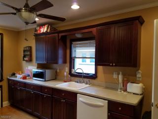 19 Remer Ave, Springfield NJ  07081-3225 exterior