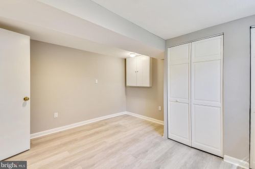 4206 Mt Vernon Memorial Hwy, Alexandria VA 22309-2809 exterior