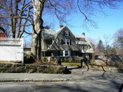 87 Highland St, Newton, MA 02465-2404