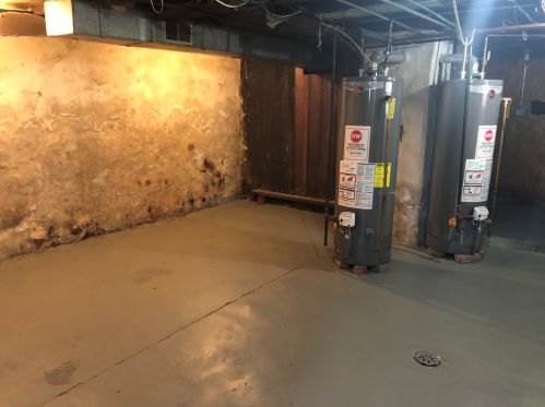 2345 21 St, Chicago IL 60608-2501 exterior