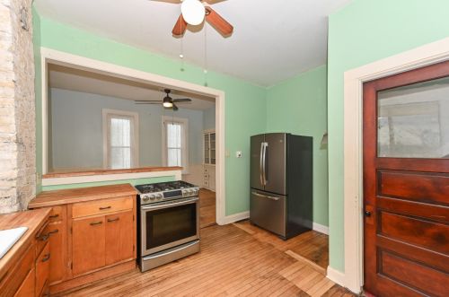 309 Mineral St, Milwaukee WI 53204-1739 exterior