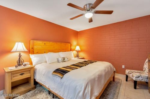 1071 Calle De Las Casitas, Green Valley AZ 85614-1986 exterior