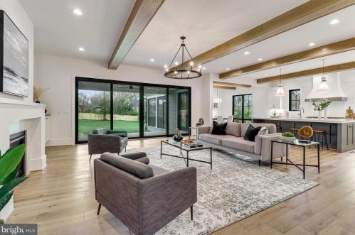 1113 Ingleside Ave, Mc Lean VA  22101-2131 exterior