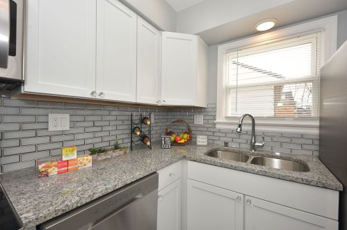 4373 52, Milwaukee WI 53218-5004 exterior