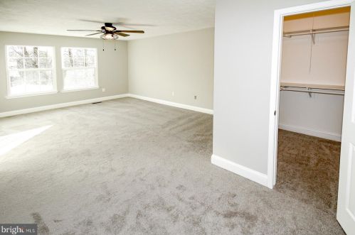 2808 Schubert Dr, Silver Spring MD 20904-6881 exterior