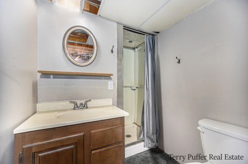 2160 Mayfair Ave, Meskegon MI 49441-3621 exterior