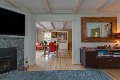 28 Westbourne Rd, Concord NH 03301-2916 exterior