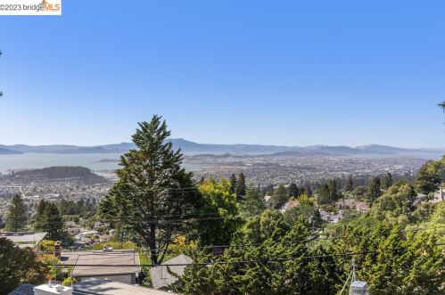 680 Grizzly Peak Blvd, Berkeley CA 94708-1741 exterior