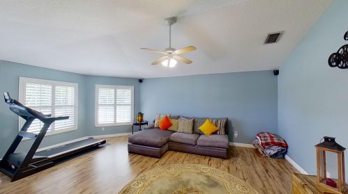 119 Royce Ave, Fort Pierce FL 34983-1238 exterior