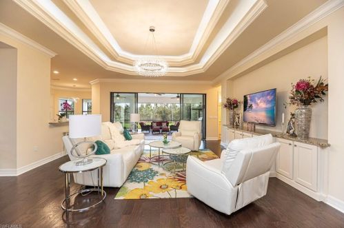 3208 Atlantic Cir, Naples, FL 34119-8640