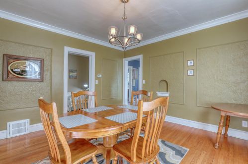 1942 2nd St, Milwaukee WI 53212-3709 exterior