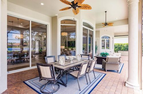 8975 Shenendoah Cir, Naples FL 34113-1670 exterior