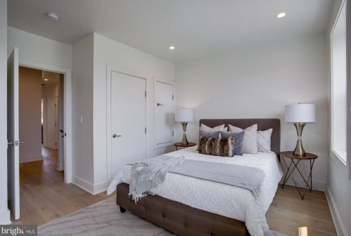 1213 17th St, Washington DC  20002-2019 exterior