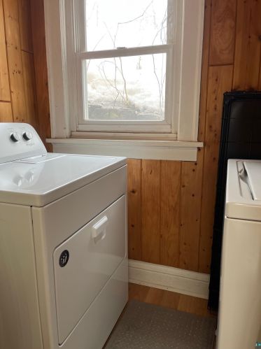 223 7 Ave, Duluth MN 55805-2008 exterior