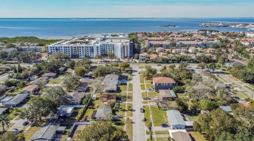 4722 Bay Ave, Tampa FL 33616-1070 exterior