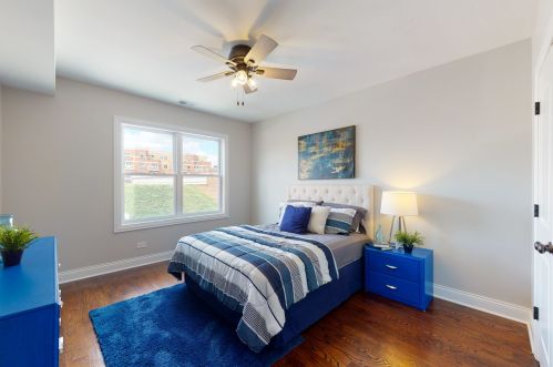 4934 Claremont Ave, Chicago IL  60625-1912 exterior