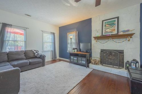 2802 Emerson Lake Dr, Lithonia GA  30078-6642 exterior