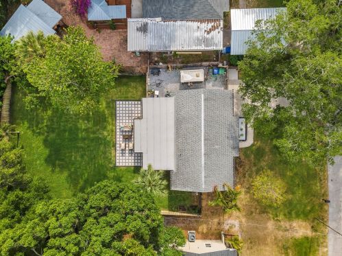 3912 Bay View Ave, Tampa FL  33611-1234 exterior