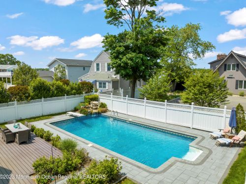 802 Clark St, Point Pleasant Beach NJ 08742-2326 exterior