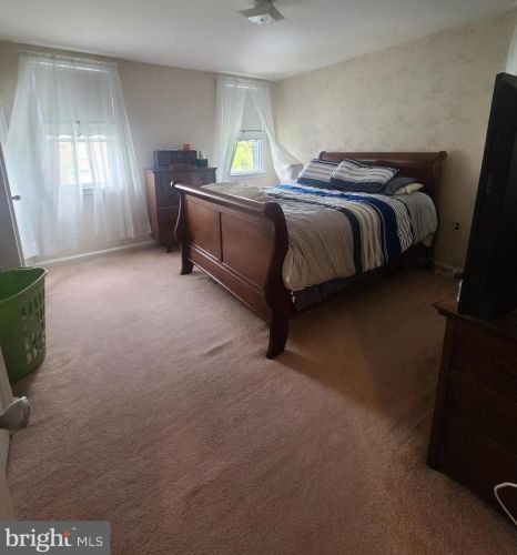 1222 Englewood St, Philadelphia PA 19149-1613 exterior