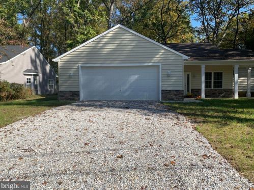 3911 River Club Dr, Edgewater MD  21037-3801 exterior