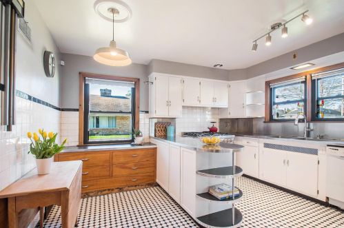 301 Miami Clb Dr, Mishawaka IN 46544-2613 exterior