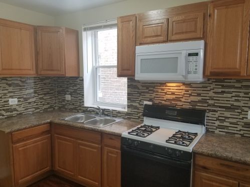 1718 71st St, Chicago IL 60629-2005 exterior