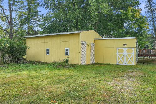 514 Kalamazoo St, Paw Paw MI 49079-1130 exterior