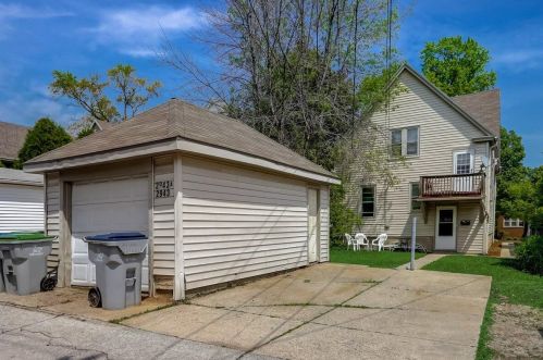 2943 Newhall St, Milwaukee WI 53211-3224 exterior