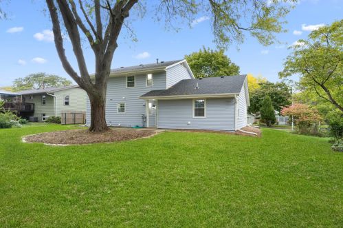 1266 Fellows St, Saint Charles IL  60174-3701 exterior