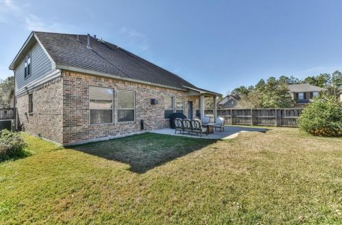 7007 Dewberryshores Ln, Humble TX 77396-4352 exterior
