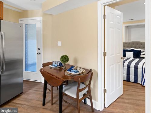 616 M St, Washington DC 20002-3425 exterior