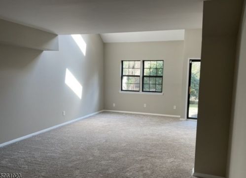 28 Concord Rd, West Milford Lakes NJ 07480-1278 exterior