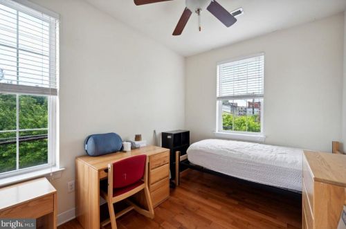 1242 16th St, Philadelphia PA  19146-3039 exterior