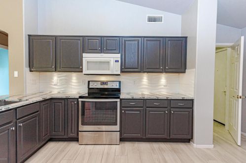 923 Night Heron Dr, Green Valley AZ 85614-6014 exterior