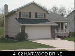 4102 Harwood Dr, Cedar Rapids IA  52411-6795 exterior