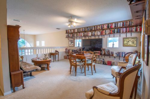 425 Fairway Lndg, Fort Pierce FL 34986-2166 exterior