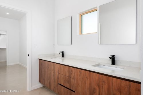 414 18th St, Tucson AZ 85745-3040 exterior