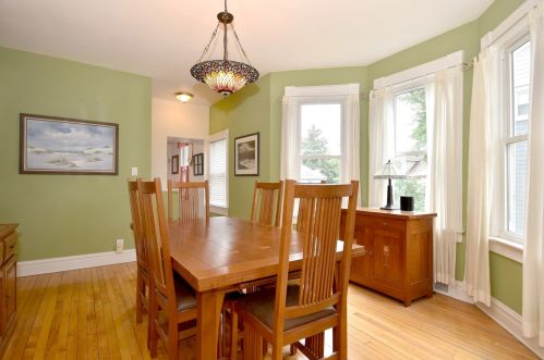 250 3 St, Elmhurst IL 60126-2460 exterior