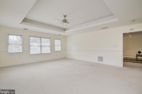 11801 Ambleside Dr, Rockville MD 20854-2109 exterior