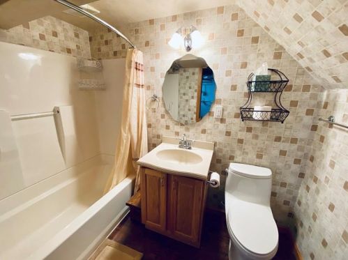 134 Sceneridge Ave, Pittsburgh PA 15227-2724 exterior